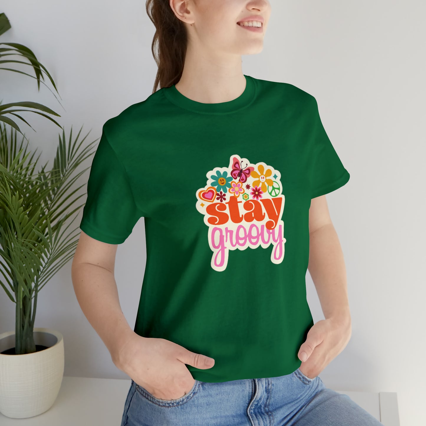 Stay Groovy t-shirt, Hippie shirt, good vibes shirt, summer fun style gift,travel shirt,best friend trip vacation trip